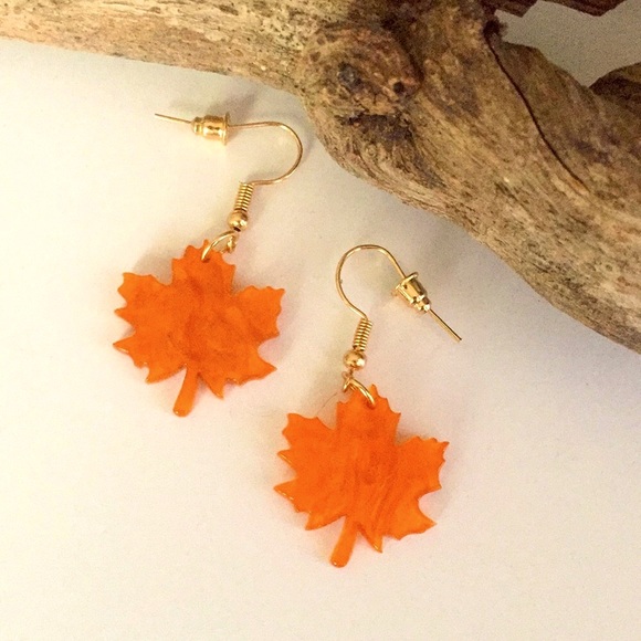Free ADD-ON with any order - Maple Leaves Earrings - Picture 3 of 4